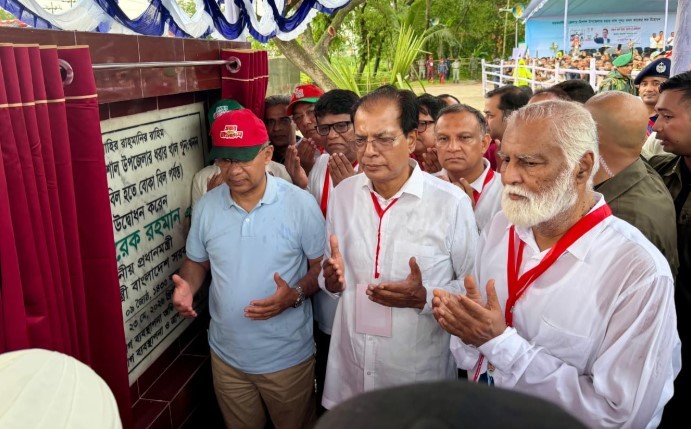 ময়মনসিংহে ধরার খাল পুনঃখনন কাজের উদ্বোধন করলেন প্রধানমন্ত্রী